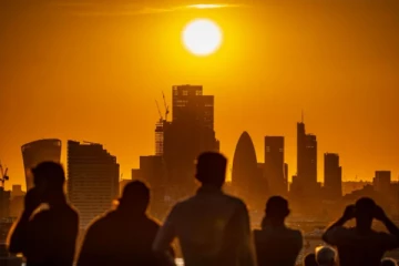 பிரித்தானியாவின் பெரும்பாலான பகுதிகளுக்கு ’உயிருக்கு ஆபத்து’ எச்சரிக்கை: வானிலை ஆராய்ச்சி மையம்