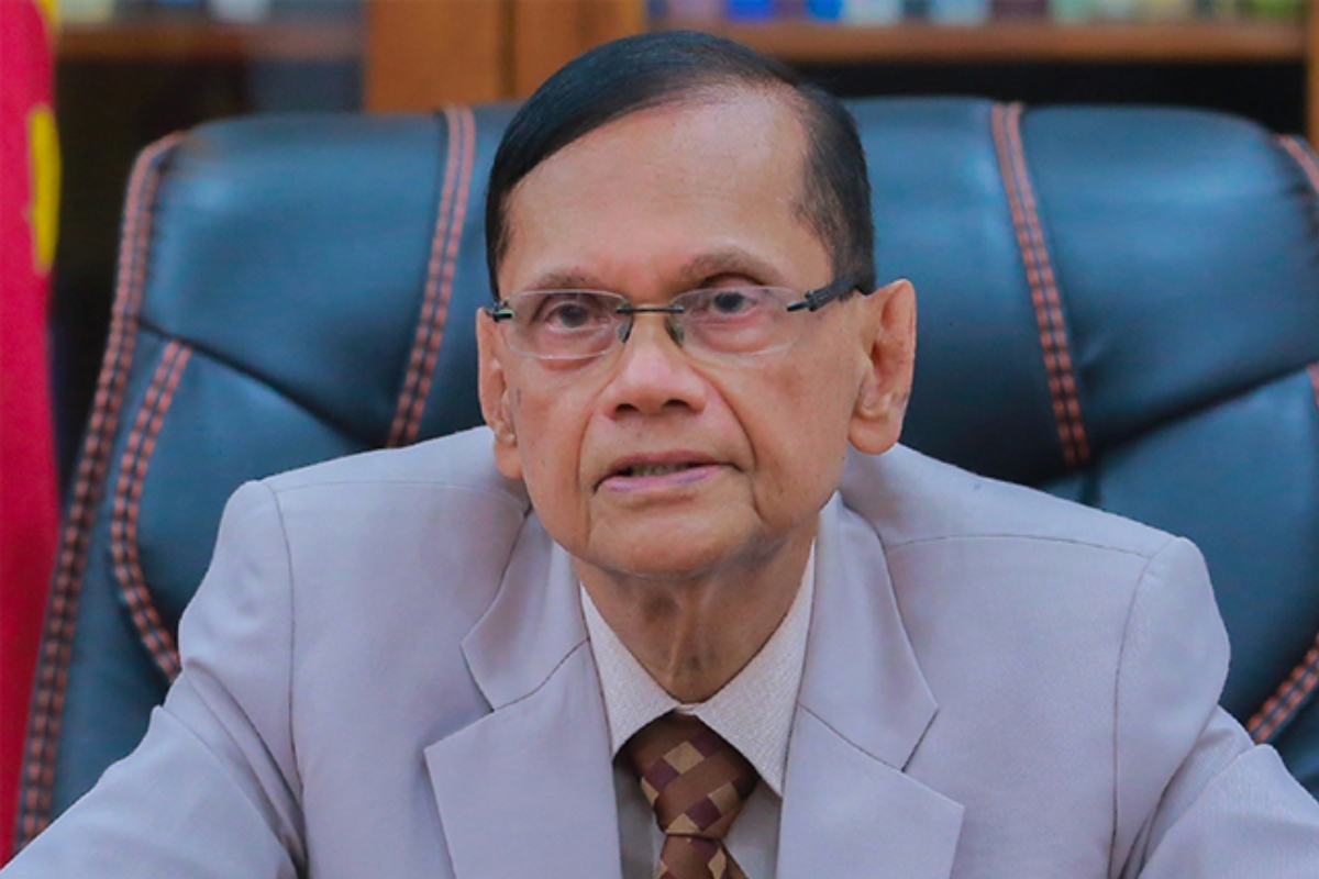 ஜனாதிபதியாக பதவியேற்று கோல்ப் விளையாட சென்ற டிரம்பிற்கு பாதுகாப்பு - இலங்கையிலிருந்து சுட்டிக்காட்டப்படும் விடயம் | Prof G L Peris Statement About President