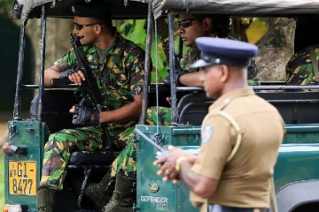இராணுவப் படையினர் இருவர்  விமானப்படை இருவர்  அதிரடி கைது!