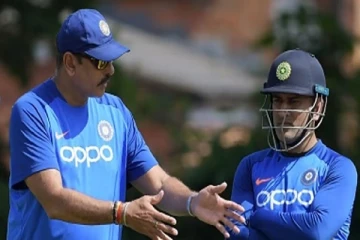 இப்படியே விளையாண்டால் என்னாகும் ? - தோனியை திட்டிய ரவி சாஸ்திரி வெளியான புதிய சர்ச்சை