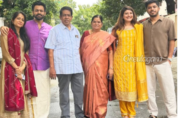 Heart Beat வெப் தொடர் இயக்குனர் யார் தெரியுமா?... விஜய் டிவி சீரியல் நடிகரின் மகன் தானா... | Heart Beat Series Director Details Heart Beat வெப் தொடர் இயக்குனர் யார் தெரியுமா?... விஜய் டிவி சீரியல் நடிகரின் மகன் தானா... | Heart Beat Series Director Details