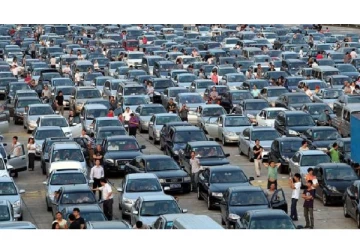 12 நாட்கள் வரை நீடித்த Traffic jam..நகரமே போக்குவரத்தால் ஸ்தம்பித்த நிகழ்வு- எங்கு தெரியுமா?