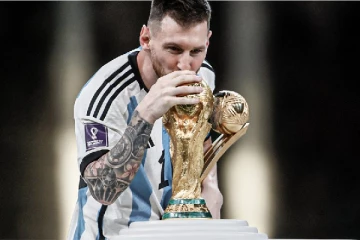 உலக கோப்பைக்கு பிறகும் தொடர்ந்து விளையாடுவேன்…ரசிகர்கள் இன்ப அதிர்ச்சி வழங்கிய லியோனல் மெஸ்ஸி!