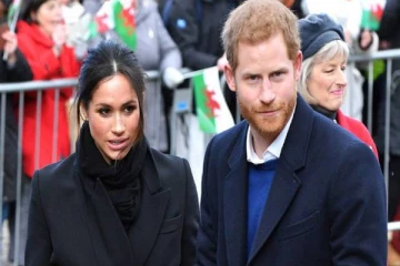 இளவரசர் ஹாரி - மேகன் தம்பதியை காரில் விடாது துரத்திய புகைப்படக்காரர்கள்!