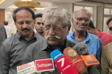 தமிழக மீனவர்கள் கைது நடவடிக்கைக்கு எதிராக மக்கள் புரட்சி எழ வேண்டும் - சுப. வீரபாண்டியன்