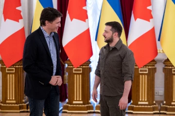 உக்ரைனை மீட்டெழுப்ப உதவிக்கரம் நீட்டிய கனடா!