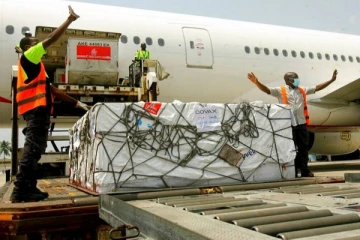 ஆப்கானிஸ்தானுக்கு உதவிக்கரம் நீட்டிய இந்தியா!