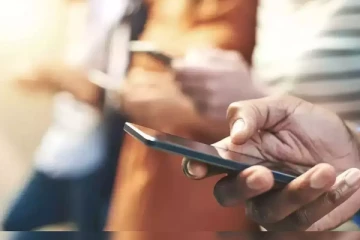 மாணவர்களுக்கு ஆபாச காணொளி; ஆசிரியர் கைது