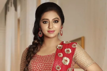 கெட்ட வார்த்தையில் திட்டிட லட்சுமி மேனன்! இப்படியா கேள்வி கேட்பது! ரசிகர்கள் ஷாக்