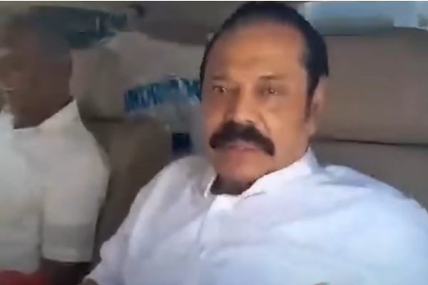 ஒரு வருடம் பூர்த்தியடைந்தும் நாடு அபிவிருத்தி அடையவில்லை - சாடும் மகிந்த | The Country Has Not Developed Mahinda