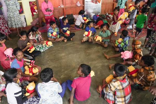 பேரிடரில் பெற்றோரை இழந்த குழந்தைகள் தொடர்பில் வெளிவந்த தகவல் | Children Who Lost Their Parents In Cyclone Ditwa