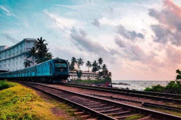 இலங்கையில் மூடப்படவுள்ள முக்கிய ரயில் பாதை