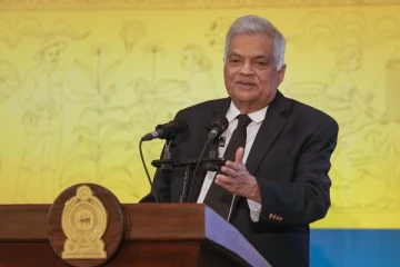 தென்னிலங்கை அரசியலில் பரபரப்பு; ஜனாதிபதி தேர்தல் பிற்போடப்படுமா?