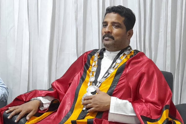 யாழ். மாநகர சபை திட்டமிட்டுப் புறக்கணிக்கப்படுவதாகக் குற்றச்சாட்டு | Allegation Of Deliberate Neglect
