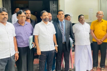 மன்னாரில் 16 கட்சிகளும் 3 சுயேட்சைக் குழுக்களும் கட்டுப்பணம் செலுத்தின (Photos)