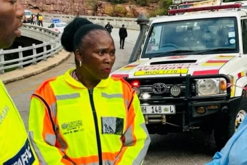 கோர விபத்தில் அதிர்ஷ்டவசமாக உயிர் தப்பிய 8 வயது சிறுமி