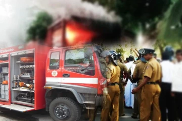 கொழும்பிலிருந்து காலி நோக்கி பயணித்த கொள்கலன் வாகனம் தீக்கிரை