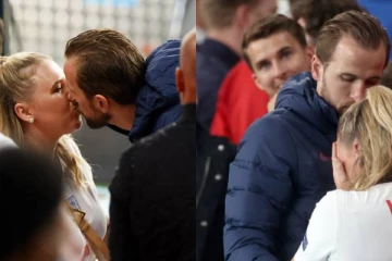 இங்கிலாந்து தோல்வியை தாங்கமுடியாமல் கதறி அழுத நட்சத்திர வீரரின் மனைவி! முத்தம் தந்து தேற்றிய வீரர்... புகைப்படங்கள்