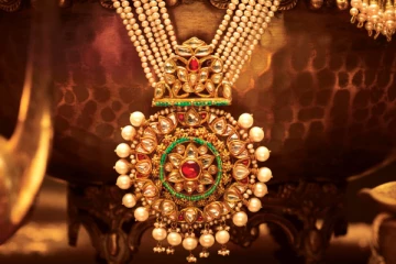 3 நாட்களுக்குப் பிறகு குறைந்த தங்கம் விலை... 23.10.2023 இன்றைய தங்க நிலவரம் என்ன தெரியுமா?