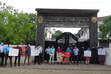 வவுனியாவில் கவனயீர்ப்பு போராட்டம்
