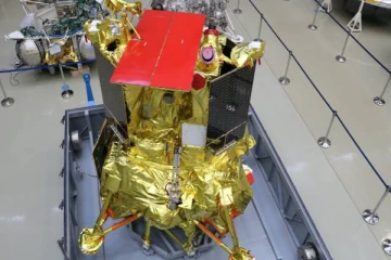 முதன்முறையாக ரஷ்யாவிலிருந்து நிலவின் தென்துருவத்துக்கு செல்லும் லூனா-25!