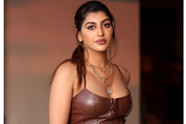 திமுக அமைச்சருக்கு யாஷிகா ஆனந்த் பதிலடி! பிரதமர் மோடி பற்றியும் பெருமையாக பேசிய நடிகை | Yashika Aannand On Hindi Pani Poori Controversy