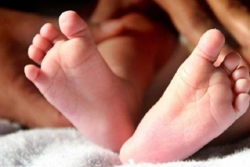 தொடர்மாடியிலிருந்து வீழ்ந்து ஒன்றரை வயது பெண் குழந்தை பரிதாப மரணம்