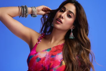 நடிகை ஜான்வி கபூர் சேலையில் அழகிய போட்டோஷூட்