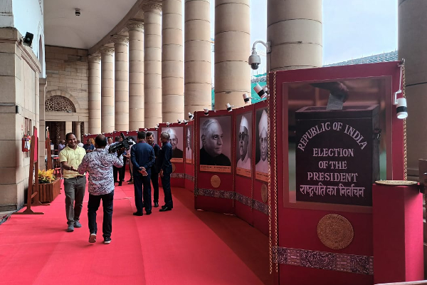 குடியரசு தலைவர் தேர்தல் வாக்கு எண்ணிக்கை தொடங்கியது..! - தமிழ்நாடு