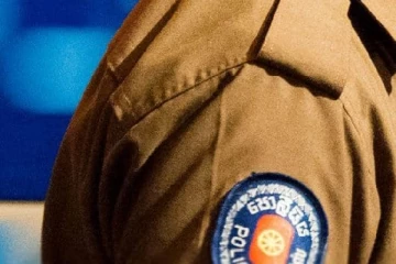 தமிழர் தலைநகரில் கைதான காவல்துறை உத்தியோகத்தர்