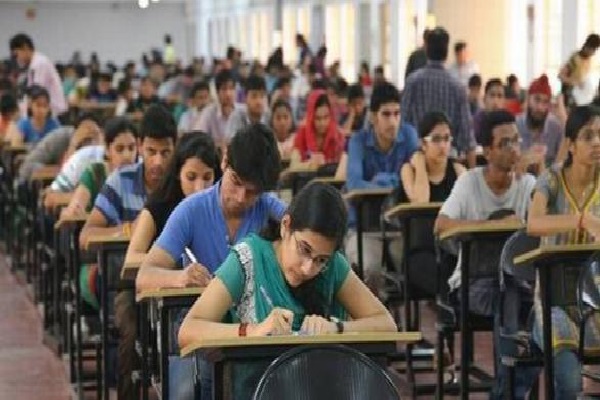 அகில இந்திய ரீதியில் முதிலிடம் பிடித்து சாதனை படைத்த தமிழ் மாணவன் - குவியும் பாராட்டுகள் | Tamil Student Prabanjan Secures First Place