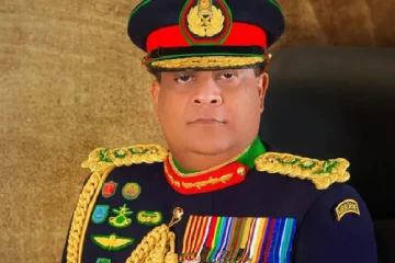 உடனடியாக இந்தியா செல்லும் இராணுவ தளபதி