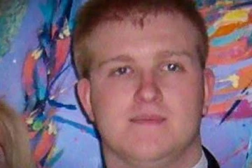 அமெரிக்க காட்டுத்தீயில் பிரபல நடிகையும் குழந்தை நட்சத்திரமும் பலி