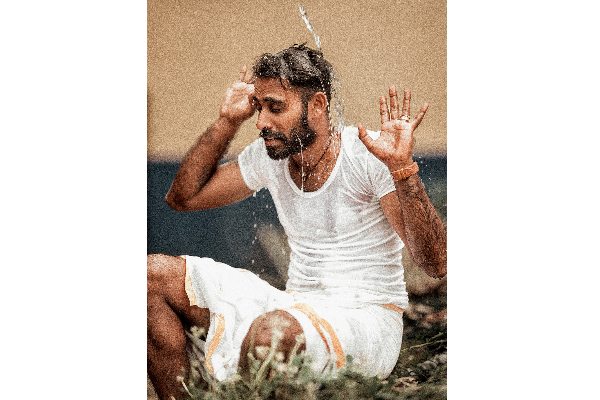 இலங்கை ஜோடிக்கு ஏற்பட்ட பரிதாபம்.... அவலத்தை போட்டோ சூட்டில் அம்பலப்படுத்திய மணமக்கள்! | Sri Lanka Current Situation Viral Photoshoot