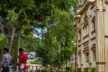 யாழ்பல்கலைக்கழக மாணவி உட்பட வடக்கில் ஐவருக்கு கொரோனா