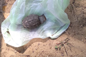 யாழ்.சாவகச்சேரியில் கைக்குண்டு மீட்பு