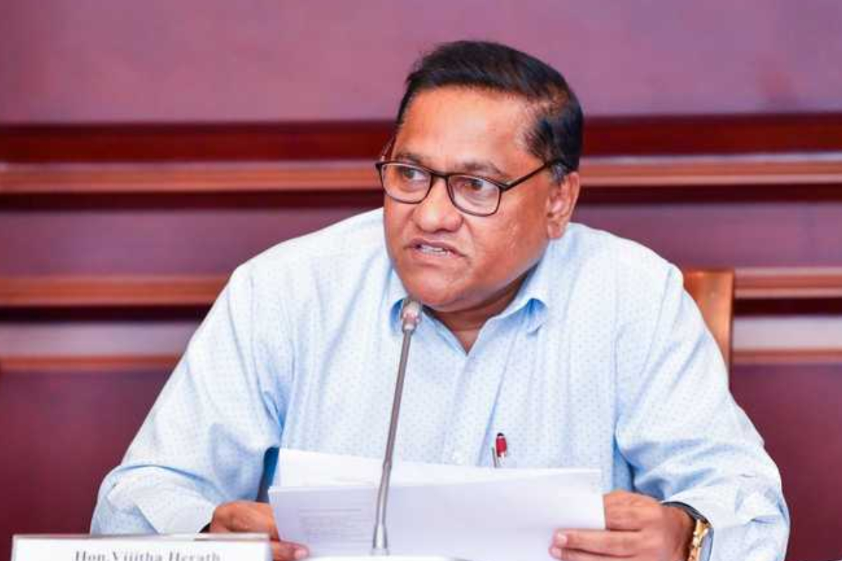 வாகன இறக்கமதி தொடர்பில் அமைச்சர் வெளியிட்டுள்ள தகவல் | Sri Lanka Govt To Easier Vehicle Imports
