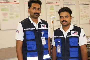 35 ஆயிரம் அடி உயரத்தில் பயணிக்கு மாரடைப்பு; கடவுளாக வந்து காப்பாற்றிய கேரள இளைஞர்கள்