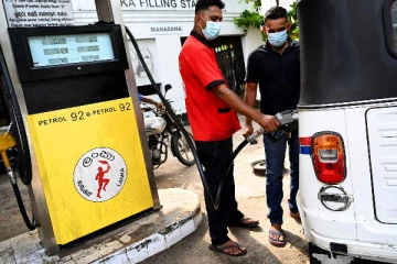 எரிபொருள் விலையில் மாற்றம்! அமைச்சகத்தின் புதிய தகவல்