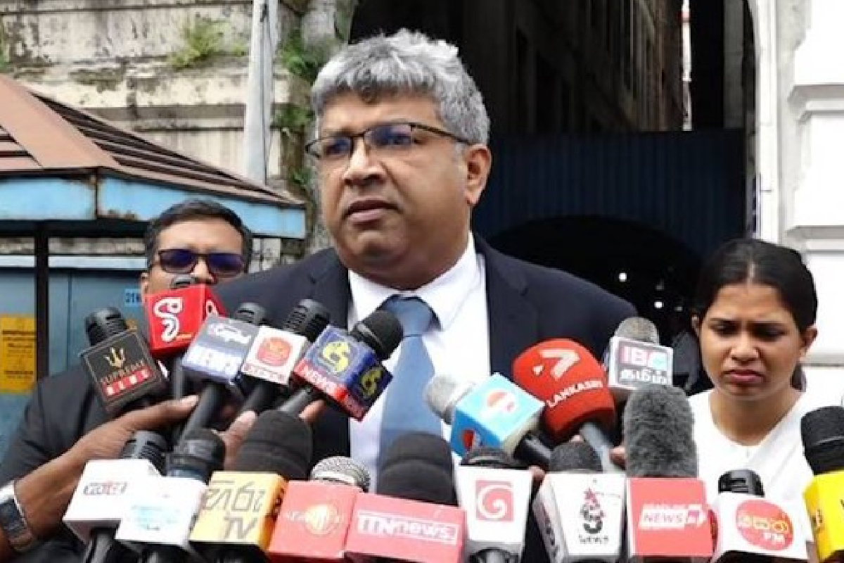 வெளிநாடுகளில் பதுங்கியிருக்கும் முன்னாள் அரசியல்வாதிகள் - எச்சரிக்கும் அமைச்சர் | Former Politicians Hiding Abroad Will Be Arrested