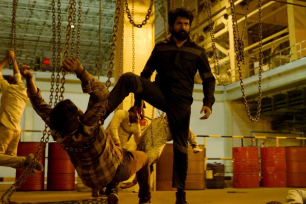 மதராஸி படத்தின் முன்பதிவு.. இதுவரை இவ்வளவு கோடி வசூல் வந்துள்ளதா | Madharasi Movie Advance Booking Box Office