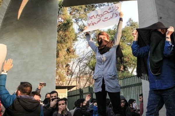 ஈரானில் ஹிஜாப் போராட்டத்தில் கைதான பல வெளிநாட்டவர்கள் | Hijab Protests Foreigners Arrested In Iran