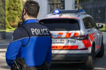 சுவிட்சர்லாந்தில் இந்திய உணவகங்களைக் குறிவைத்து ரெய்டு