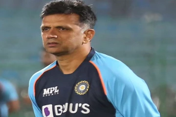 ‘வீரர்கள் ஒண்ணும் இயந்திரங்கள் அல்ல’ - ஆவேசம் அடைந்த ராகுல் டிராவிட்