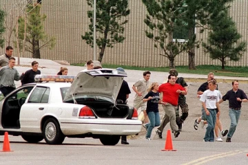 பாடசாலை அருகே துப்பாக்கிச் சூடு: அமெரிக்காவில் நடந்தேறிய கொடூரம்- செய்திகளின் தொகுப்பு