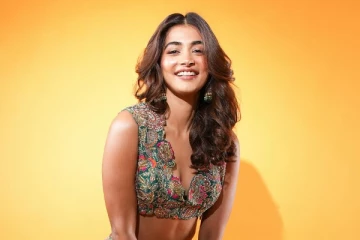 நடிகை பூஜா ஹெக்டேவின் அழகிய ஸ்டில்கள்