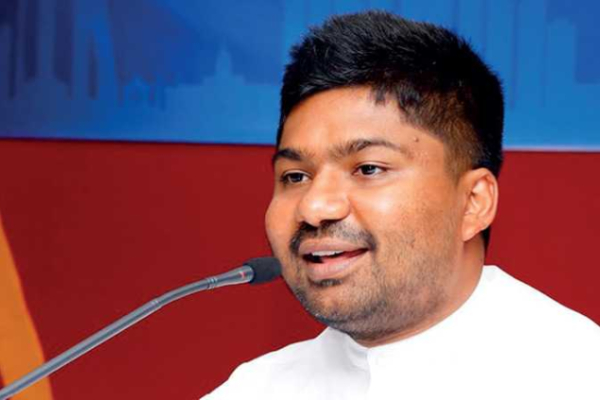 அரசாங்கத்தின் முக்கிய புள்ளியை பகிரங்க விவாதத்திற்கு அழைத்த மொட்டு எம்.பி | Slpp Mp Calls On Minister For Public Debate அரசாங்கத்தின் முக்கிய புள்ளியை பகிரங்க விவாதத்திற்கு அழைத்த மொட்டு எம்.பி | Slpp Mp Calls On Minister For Public Debate