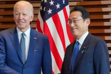 வடகொரியா ஏவுகணை சோதனை : ஜப்பான் பிரதமருடன் ஆலோசித்த அமெரிக்க அதிபர்