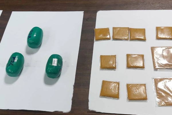 சுமார் பதினாறு கோடி ரூபா பெறுமதியான தங்க ஜெல் - கட்டுநாயக்கவில் சிக்கிய ஐவர்! | Gold Smuggling New Method