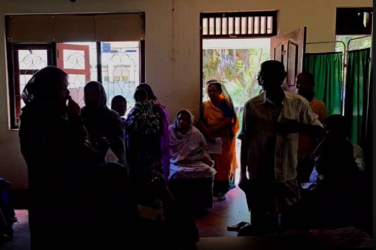 கிண்ணியா நடுத்தீவு ஆயுர்வேத வைத்தியசாலையின் அவல நிலை! | Plight Kinniya Mid Atlantic Ayurvedic Hospital